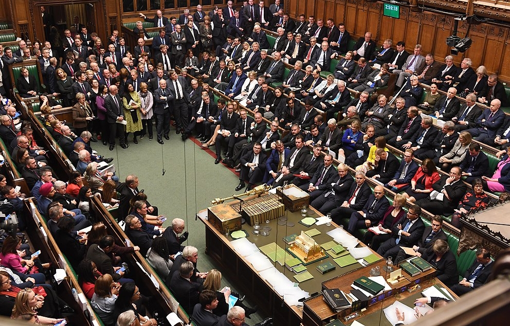 בית הנבחרים הבריטי דן בברקזיט, 2019   מקור: ויקיפדיה (הפרלמנט הבריטי, ג'סיקה טיילור, סטיבן פייק)