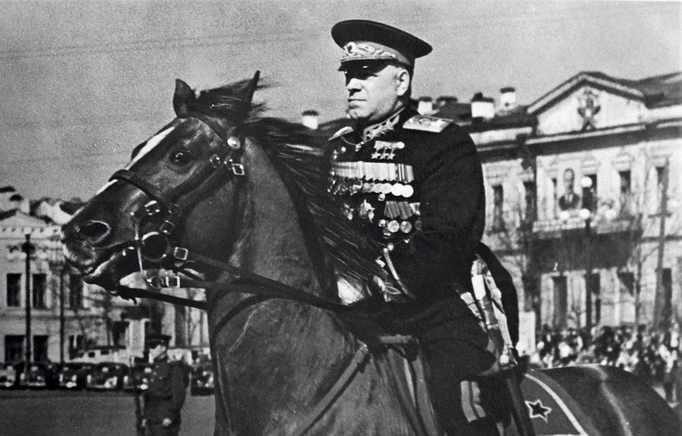 מרשל ברית המועצות גאורגי ז'וקוב   מקור: ויקיפדיה