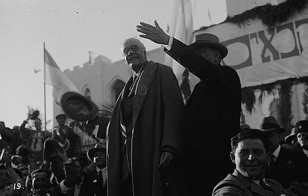 ביקורו של הלורד בלפור בתל אביב, 1925   מקור: ויקיפדיה