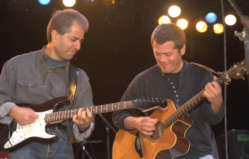 שלמה ארצי (מימין) בהופעה בפסטיבל רוק בים האדום   מקור: לע"מ, זיו קורן