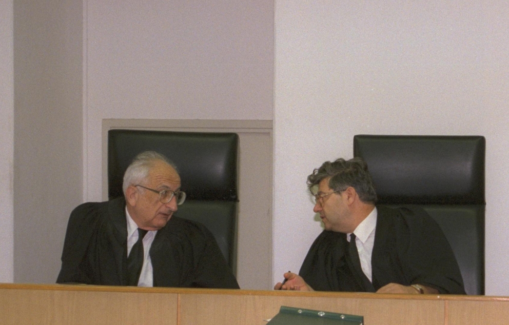 Suprem court justices Aharon Barak and Dov Levin. 1992 Ziv Koren