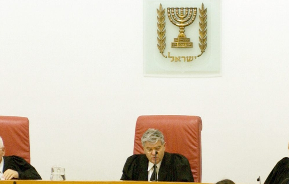 נשיא בית המשפט העליון אהרן ברק, 2004   מקור: לע"מ (עמוס בן גרשום)