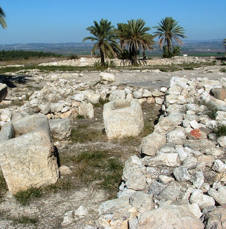 Tel Megiddo Southern Stables 2005 Hanay